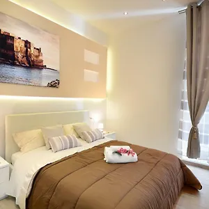 https://alexandra-exclusive-apartment.hotels-amalfi.com