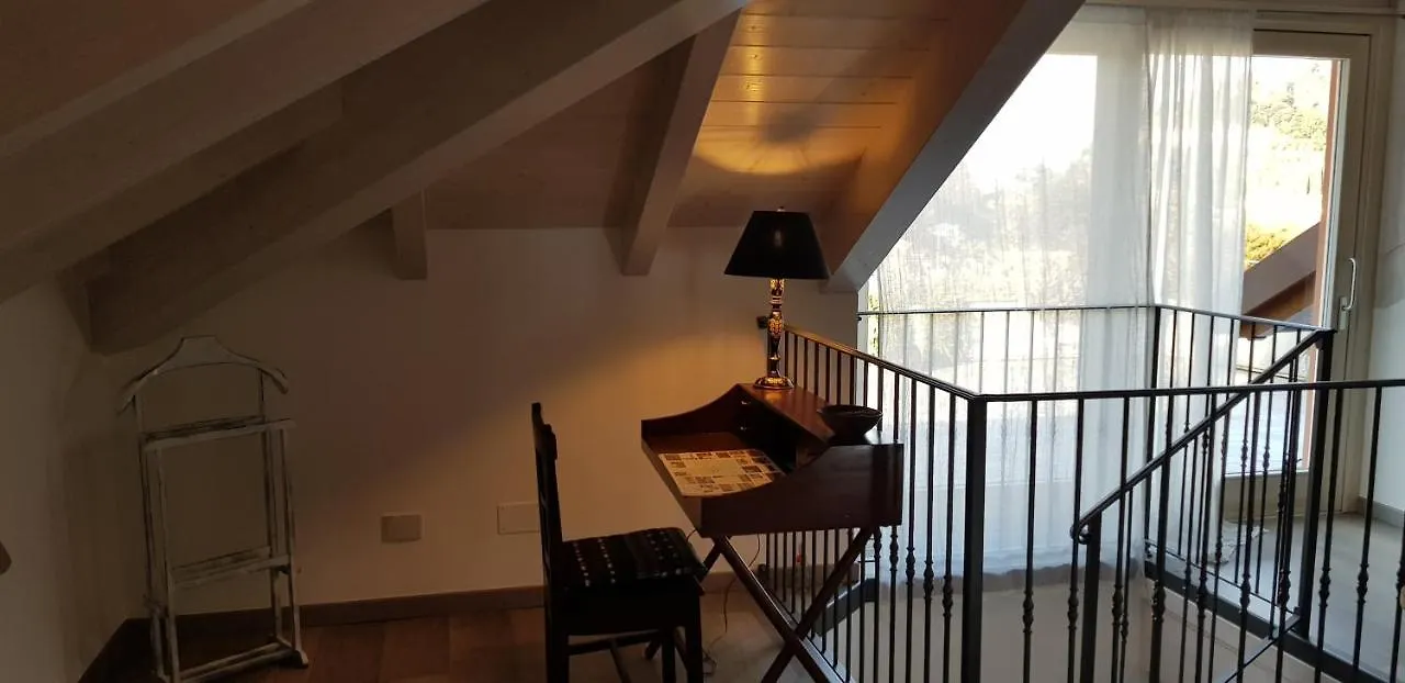 Bellagio Holiday Home 0*,
